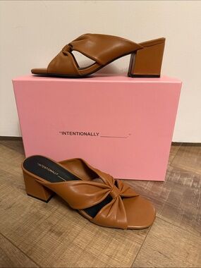 INTENTIONALLY BLANK Cognac Knot-Front Block Heel Mules